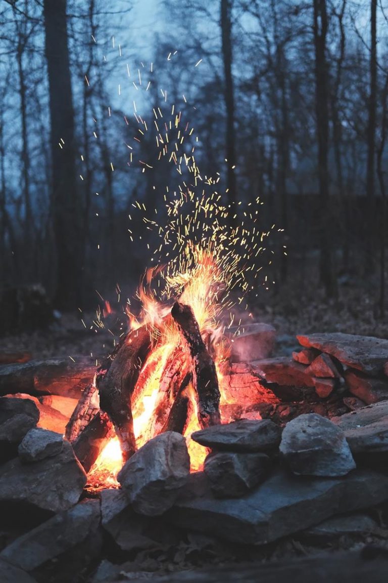 Zrelaksuj się i ciesz się naturą dzięki tym wskazówkom kempingowym