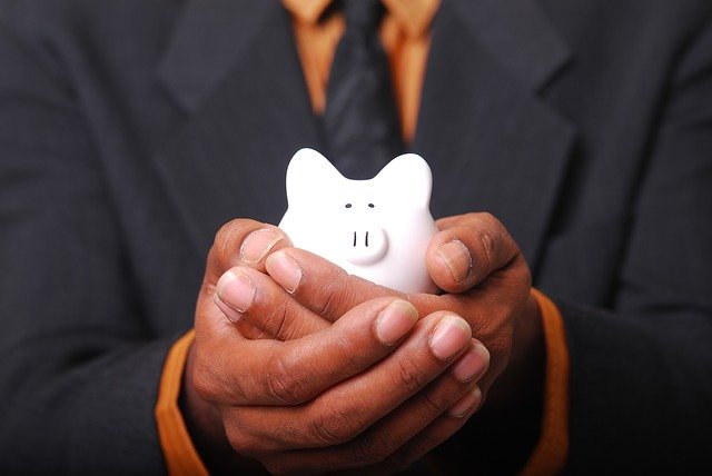 Co to jest kredyt refinansowy hipoteczny i kiedy warto go rozważyć?